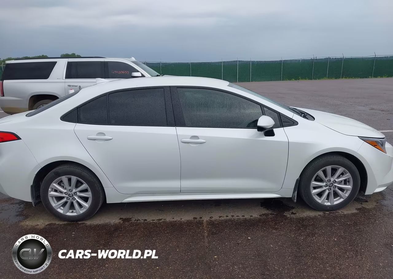 2026 Toyota Corolla Le VIN:5YFB4MDE2TP398106 - 13