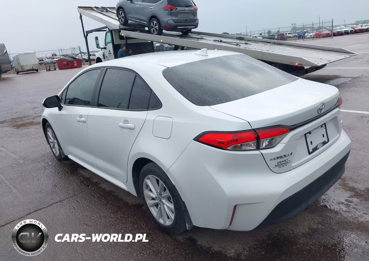 2026 Toyota Corolla Le VIN:5YFB4MDE2TP398106 - 3