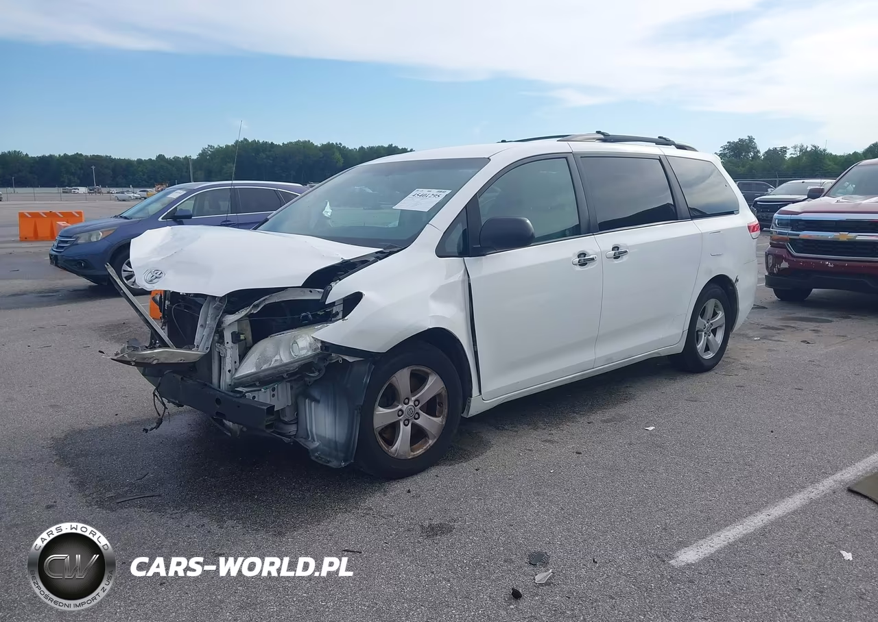 2013 Toyota Sienna Le V6 8 Passenger VIN:5TDKK3DC7DS391398 - 2