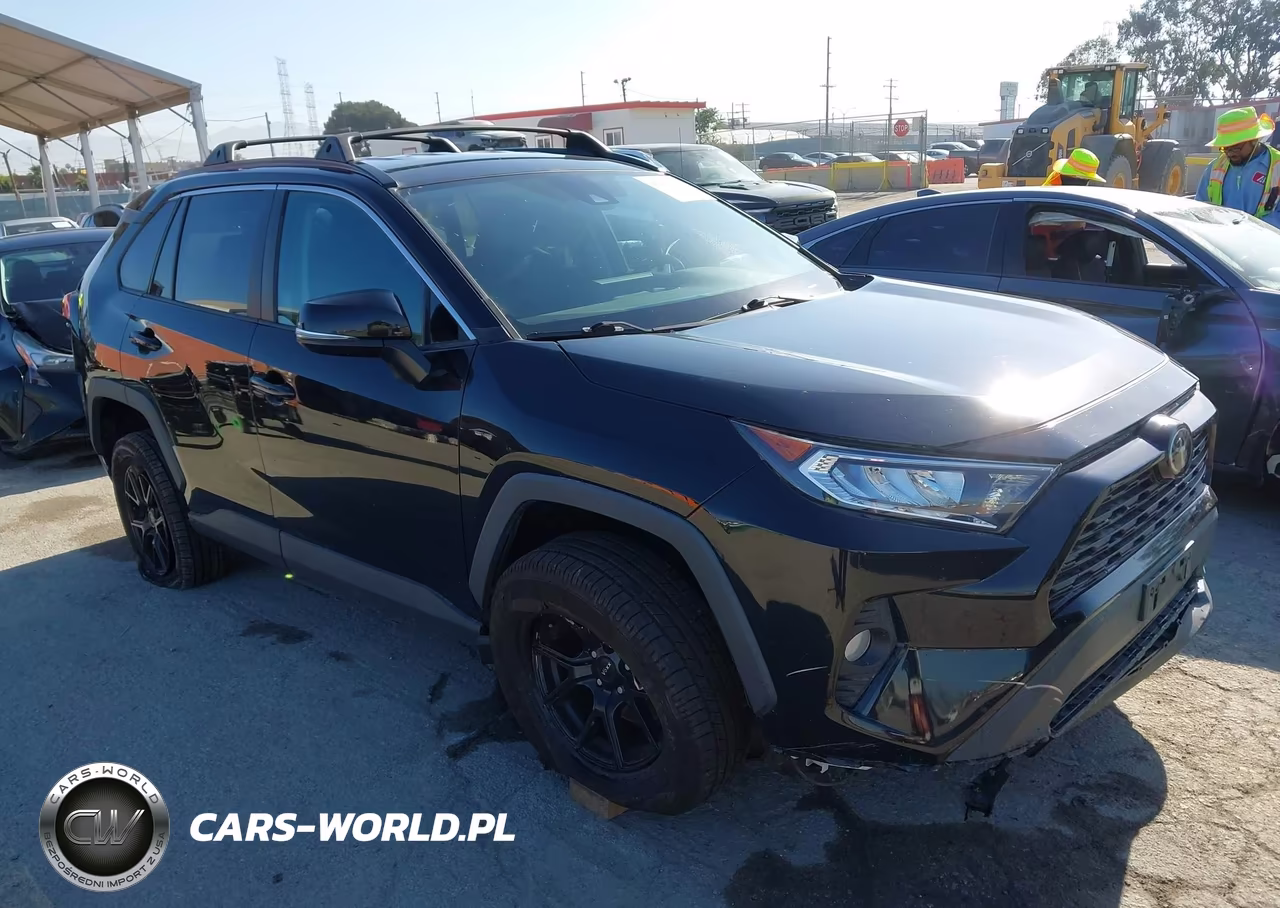 2020 Toyota Rav4 Xle – zdjęcie 1 z 17