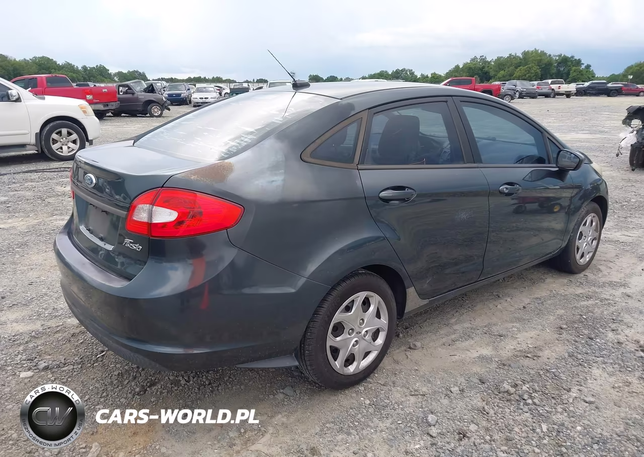 2011 Ford Fiesta S VIN:3FADP4AJ1BM212116 - 4