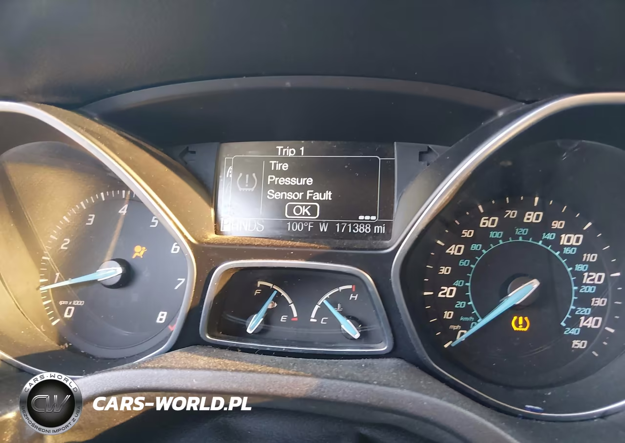 2012 Ford Focus Titanium VIN:1FAHP3N25CL413583 - 7