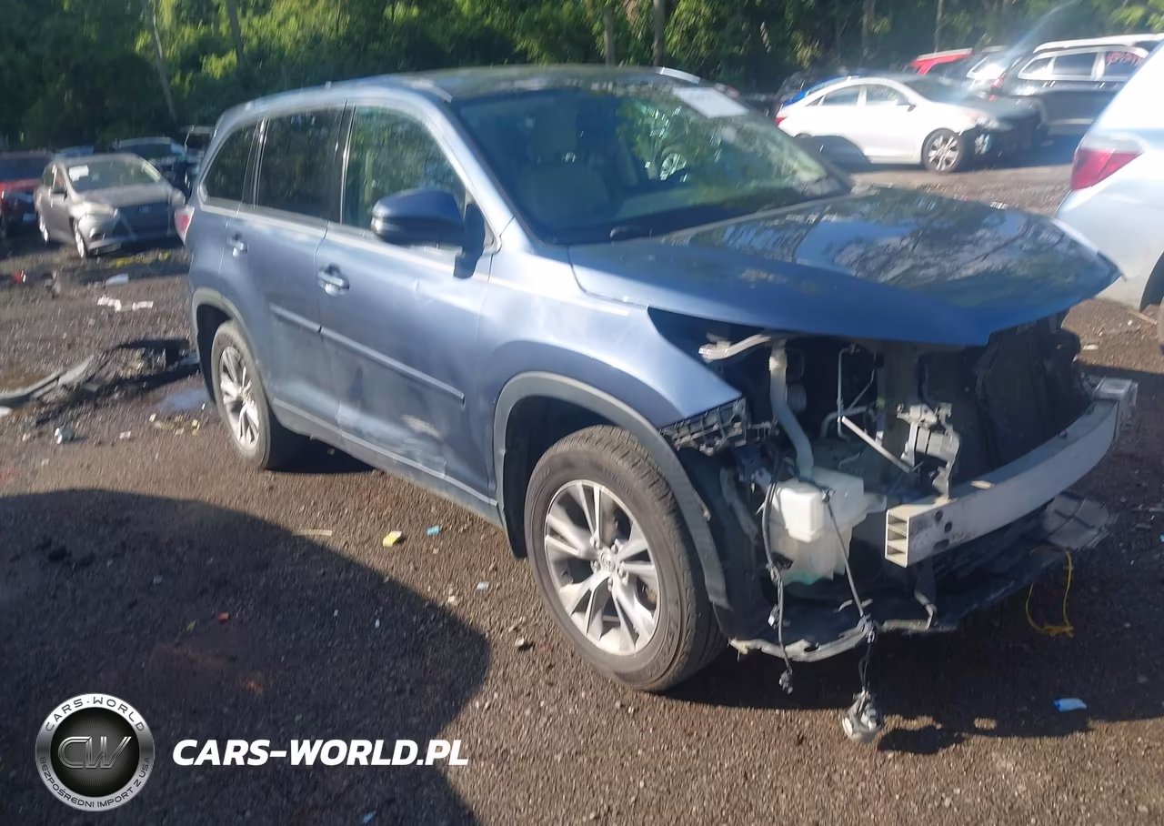 2015 Toyota Highlander Le Plus V6