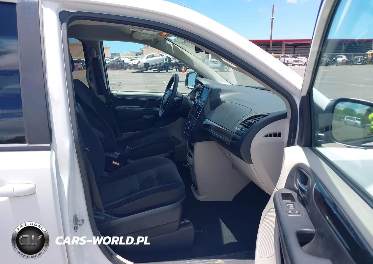 2018 Dodge Grand Caravan Se VIN:2C4RDGBG7JR254813 - 5