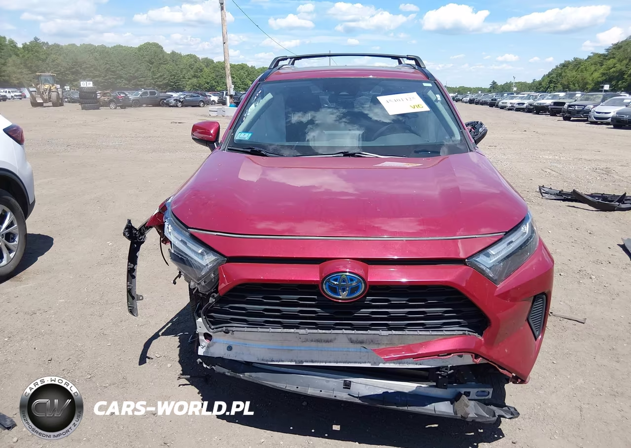 2023 Toyota Rav4 Hybrid Xle VIN:4T3RWRFV5PU100369 - 13