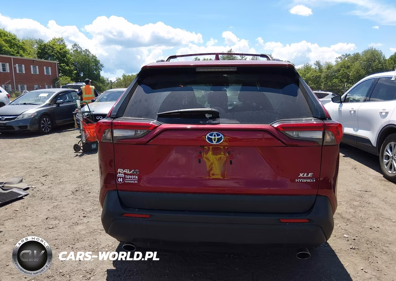 2023 Toyota Rav4 Hybrid Xle VIN:4T3RWRFV5PU100369 - 17