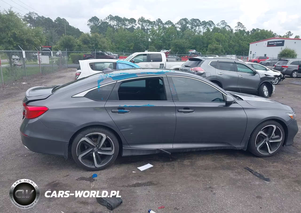 2018 Honda Accord Sport VIN:1HGCV1F32JA179001 - 13