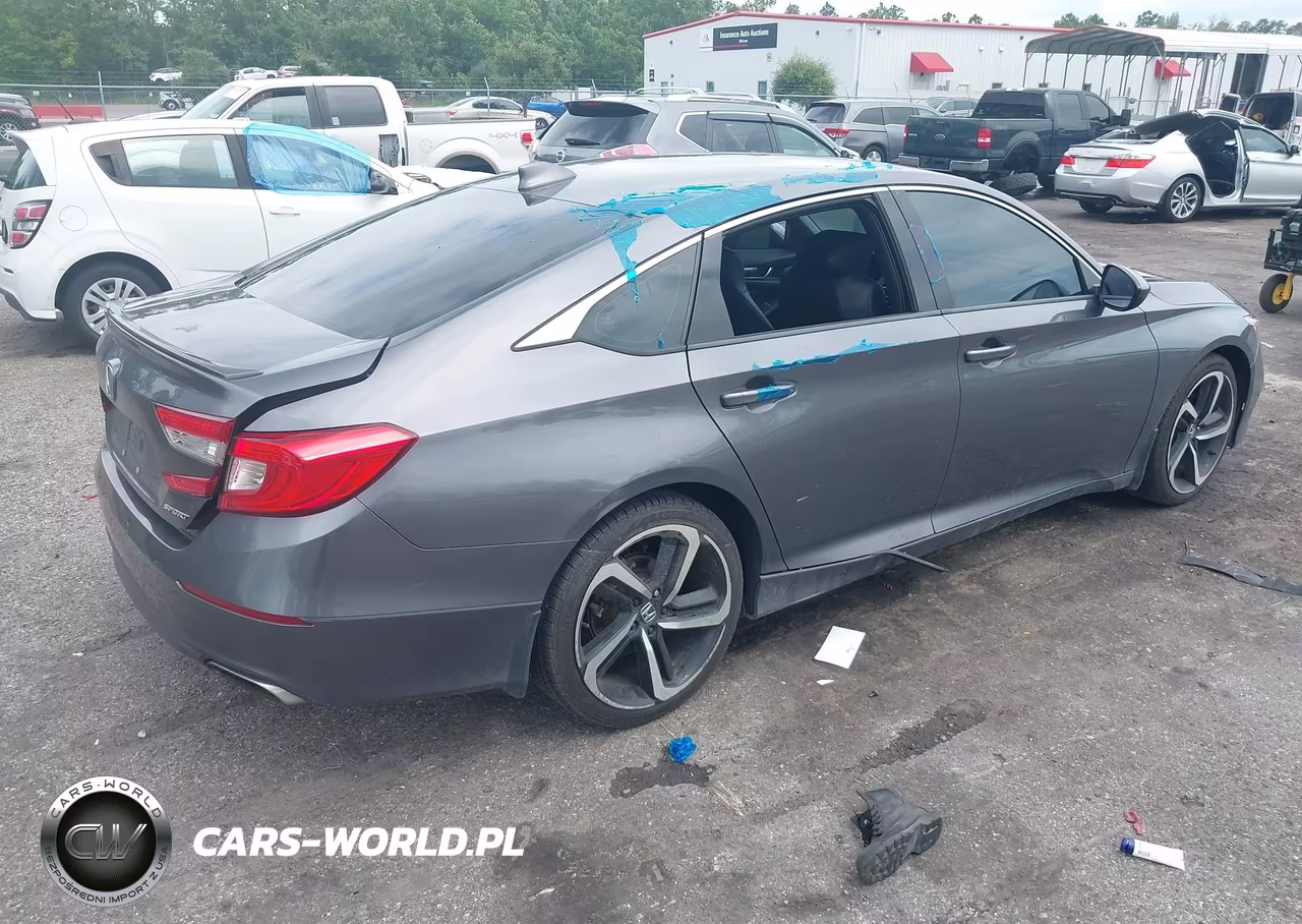 2018 Honda Accord Sport VIN:1HGCV1F32JA179001 - 4