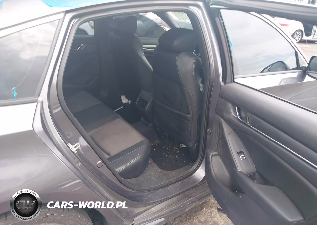 2018 Honda Accord Sport VIN:1HGCV1F32JA179001 - 8