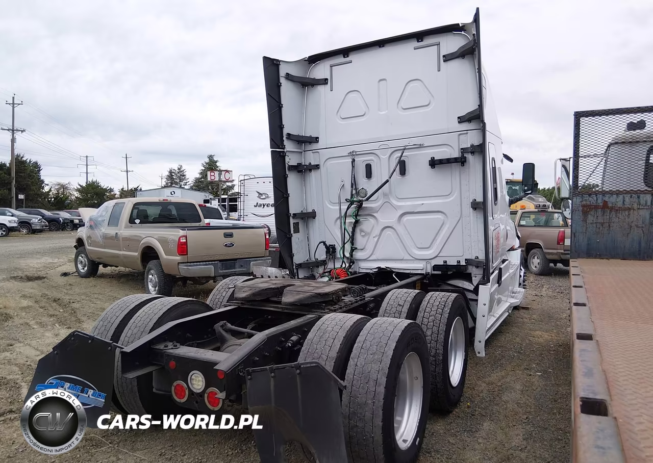 2020 Freightliner New Cascadia 126 VIN:3AKJHHDRXLSLP8542 - 4