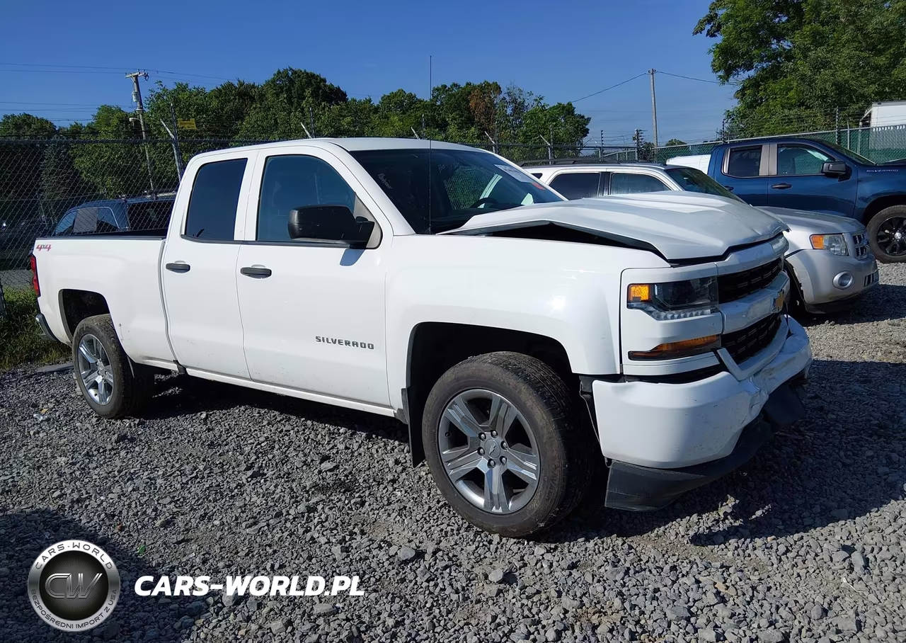 2017 Chevrolet Silverado 1500 Custom