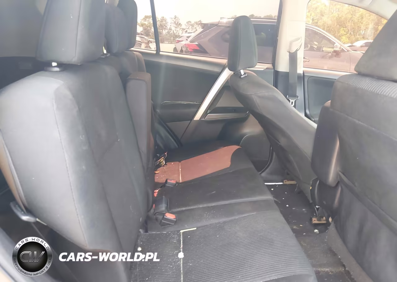2017 Toyota Rav4 Le VIN:JTMZFREV2HJ106678 - 8