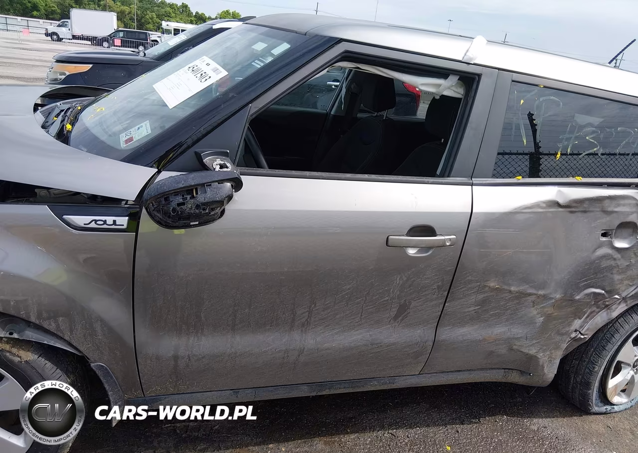 2018 Kia Soul VIN:KNDJN2A29J7543874 - 15