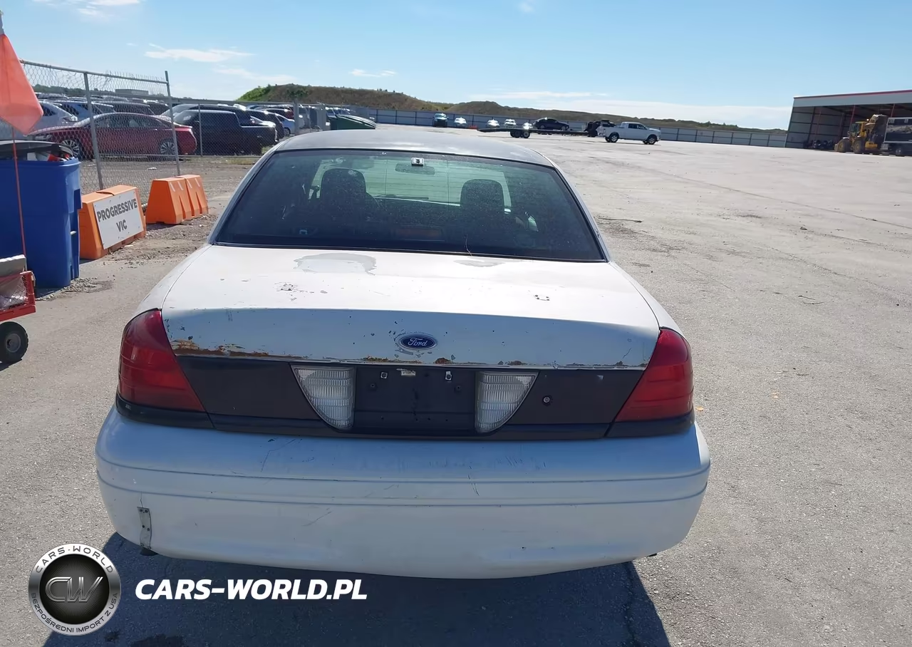 2008 Ford Crown Victoria Police-Police Interceptor VIN:2FAFP71V28X101102 - 16