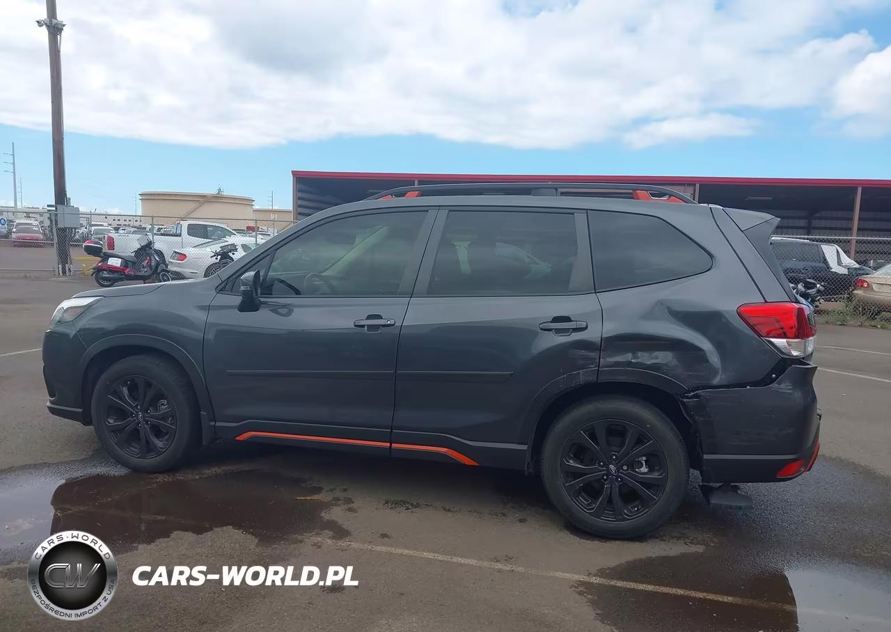 2022 Subaru Forester Sport VIN:JF2SKAJC4NH512095 - 14