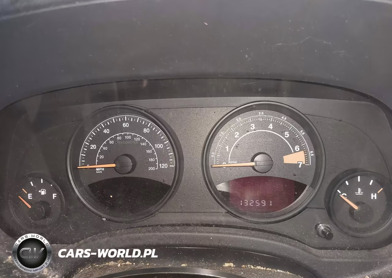 2014 Jeep Patriot Altitude VIN:1C4NJPBAXED757831 - 7