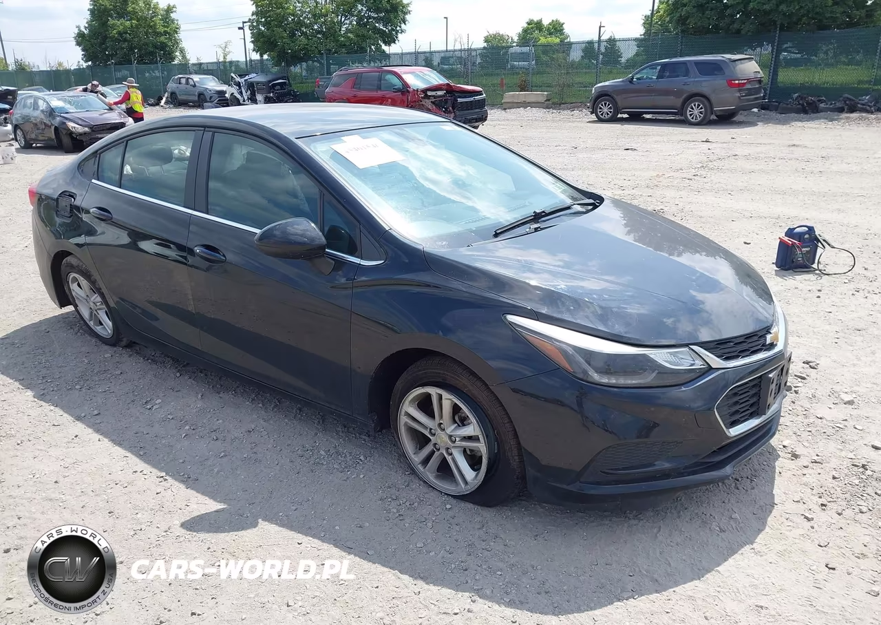 2018 Chevrolet Cruze Lt Auto – zdjęcie 1 z 16