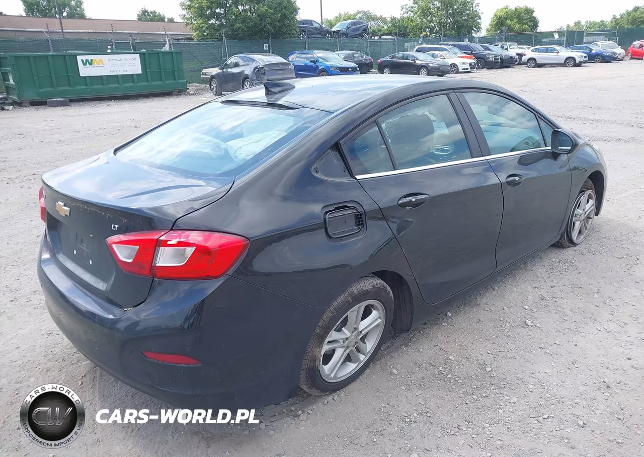 2018 Chevrolet Cruze Lt Auto VIN:1G1BE5SMXJ7186851 - 4