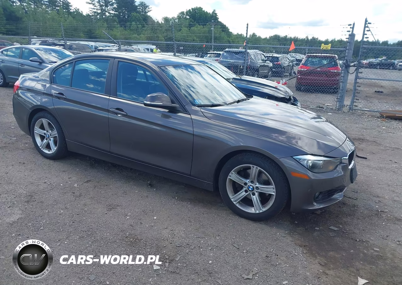 2013 BMW 328I xDrive – zdjęcie 1 z 11