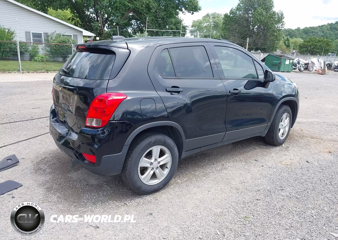2019 Chevrolet Trax Ls VIN:3GNCJNSB5KL157641 - 4