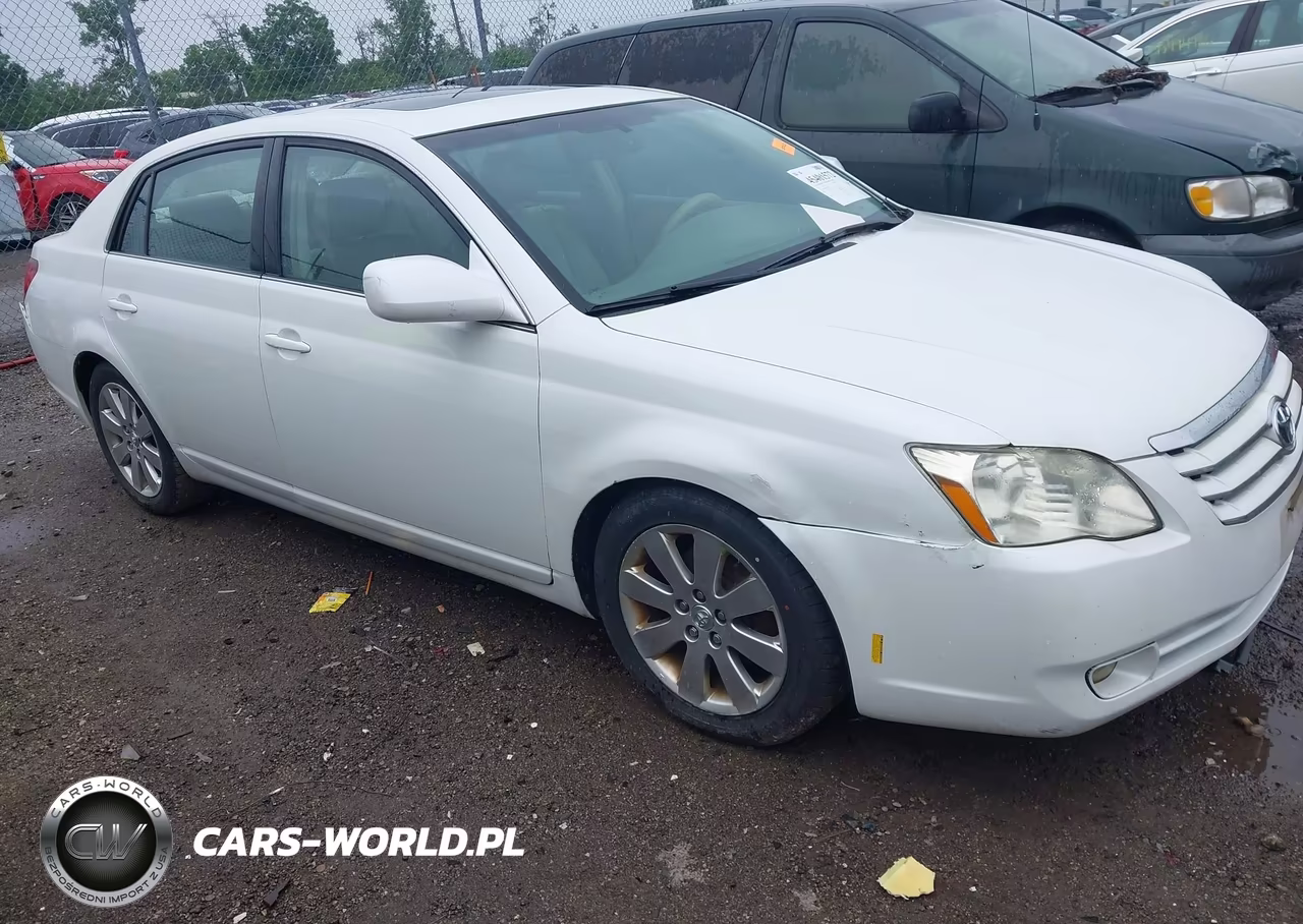 2005 Toyota Avalon Xls