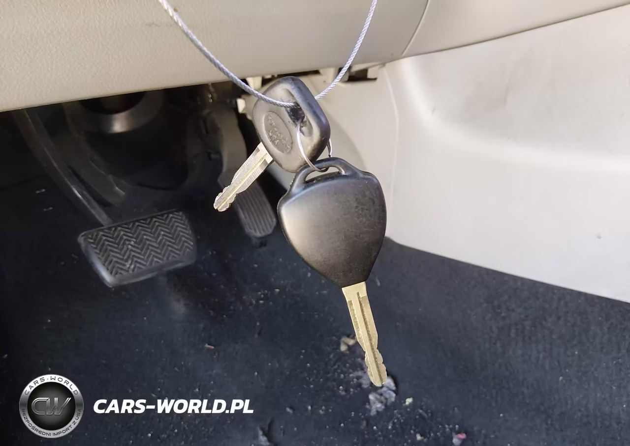 2013 Toyota Corolla Le VIN:5YFBU4EE2DP130642 - 11