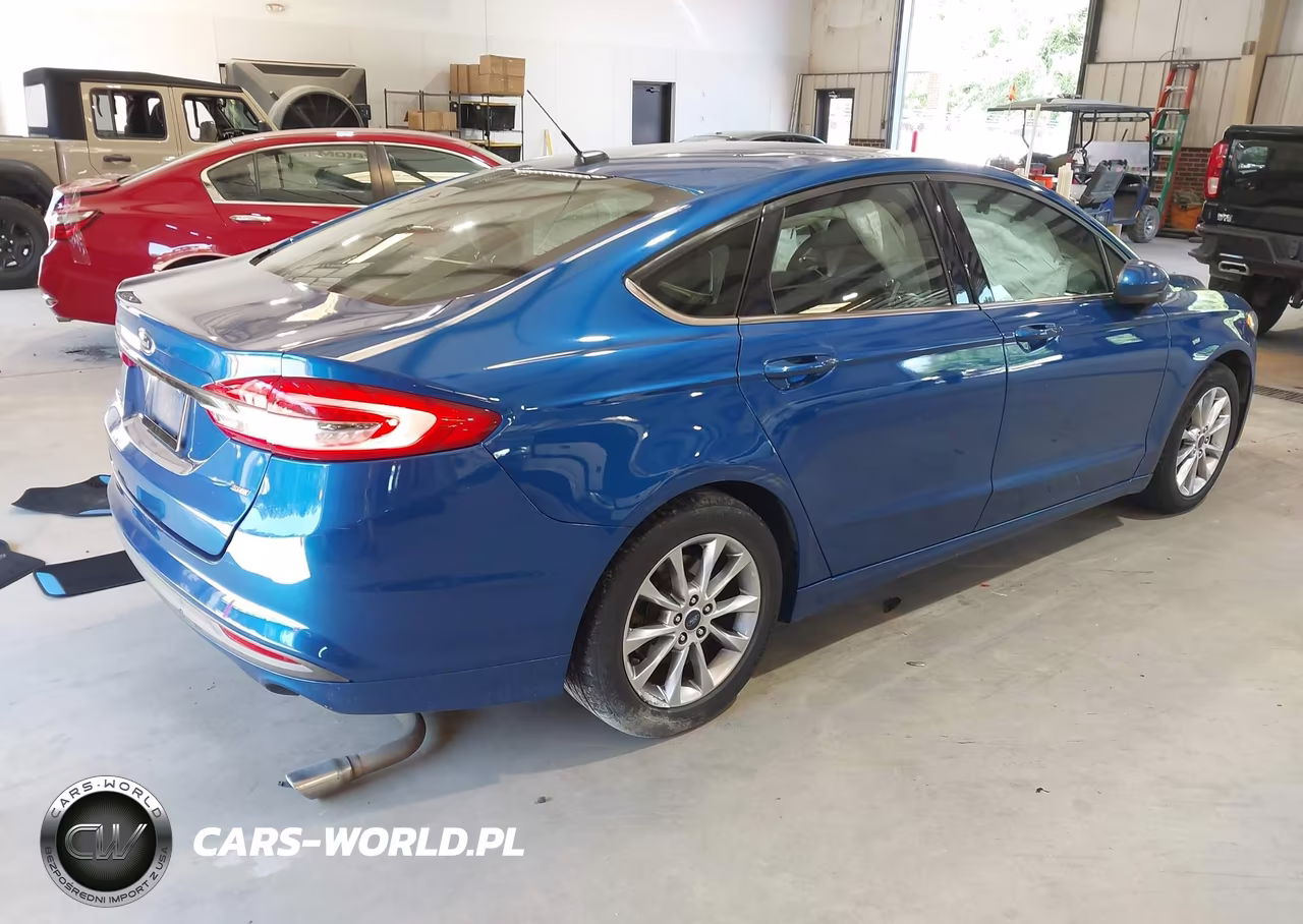 2017 Ford Fusion Se VIN:3FA6P0H72HR171633 - 4