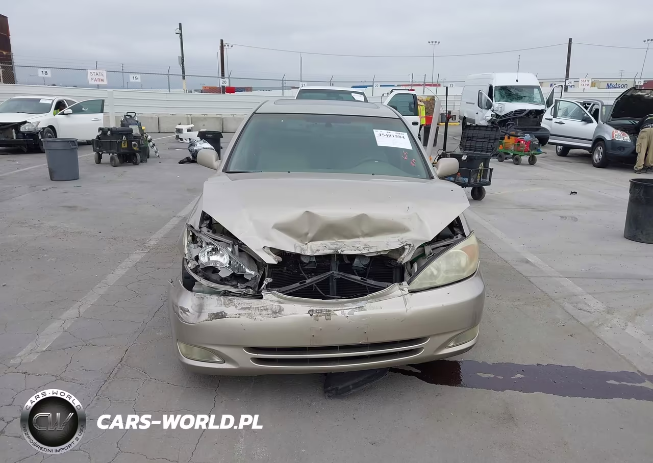 2003 Toyota Camry Xle V6 VIN:4T1BF32K13U052138 - 12