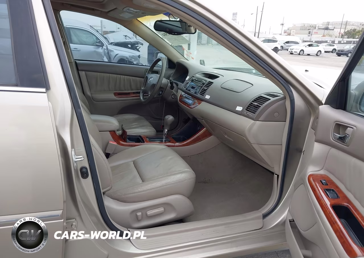 2003 Toyota Camry Xle V6 VIN:4T1BF32K13U052138 - 5