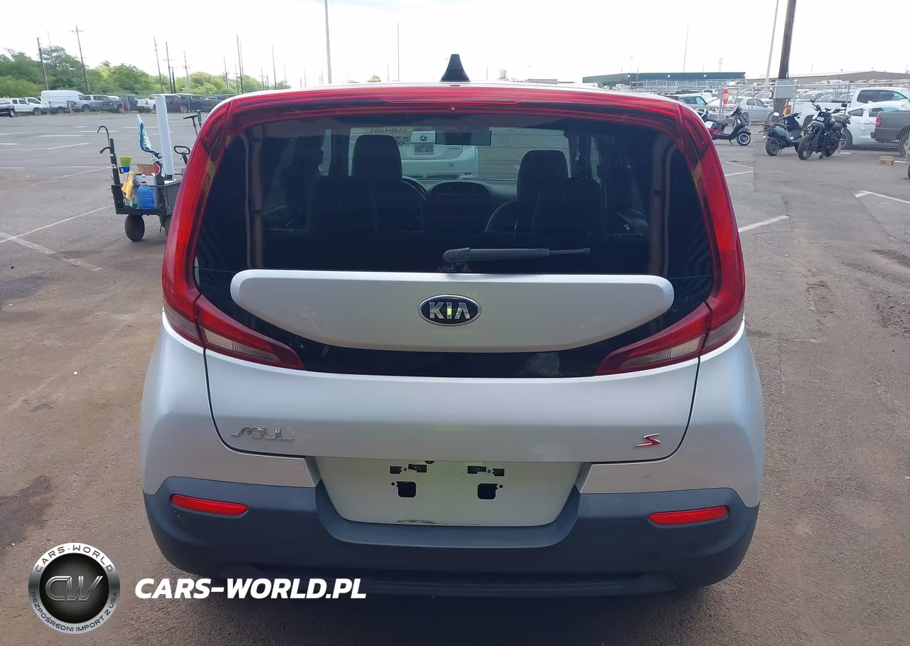 2021 Kia Soul S VIN:KNDJ23AU5M7762173 - 16