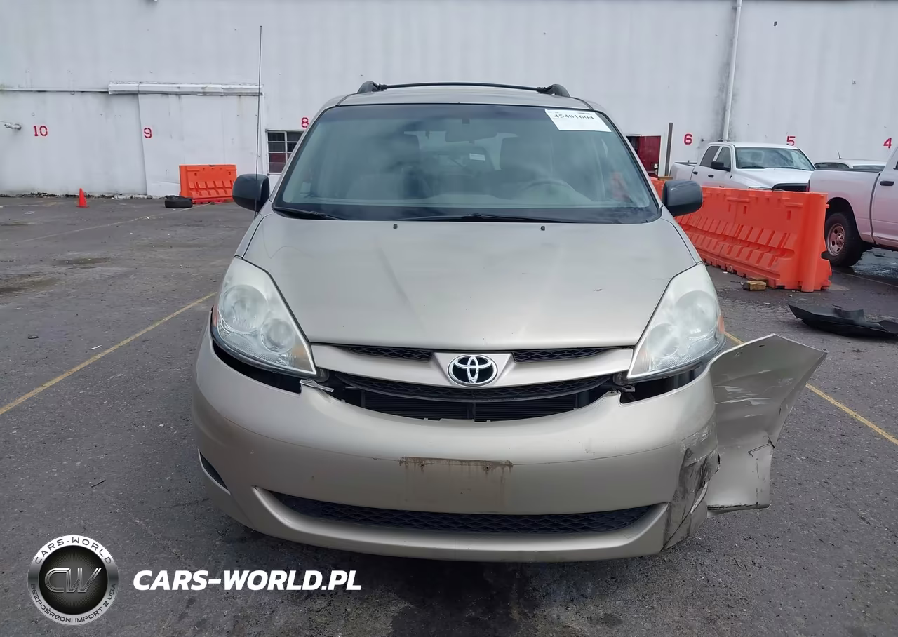 2010 Toyota Sienna Le VIN:5TDKK4CC8AS306099 - 12