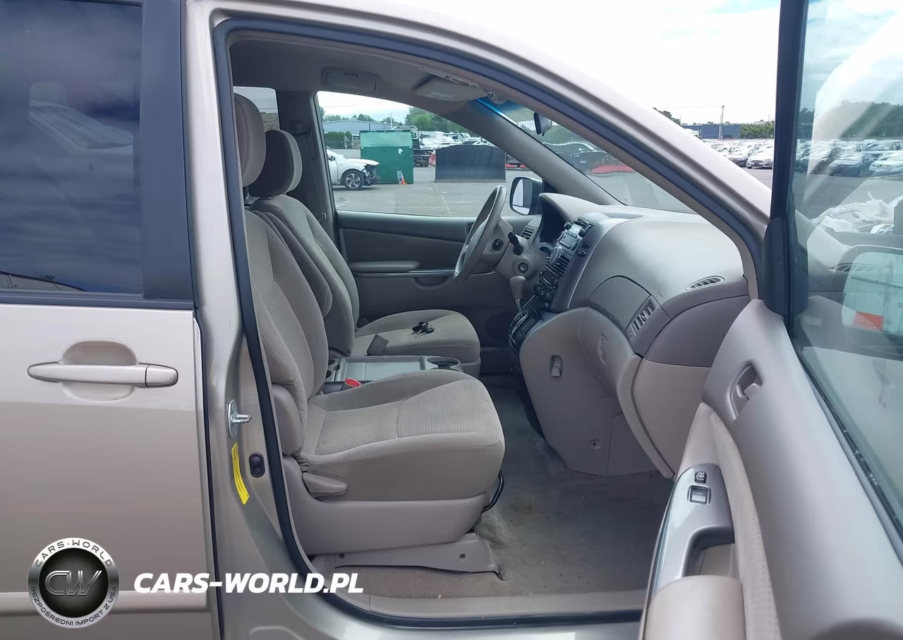 2010 Toyota Sienna Le VIN:5TDKK4CC8AS306099 - 5