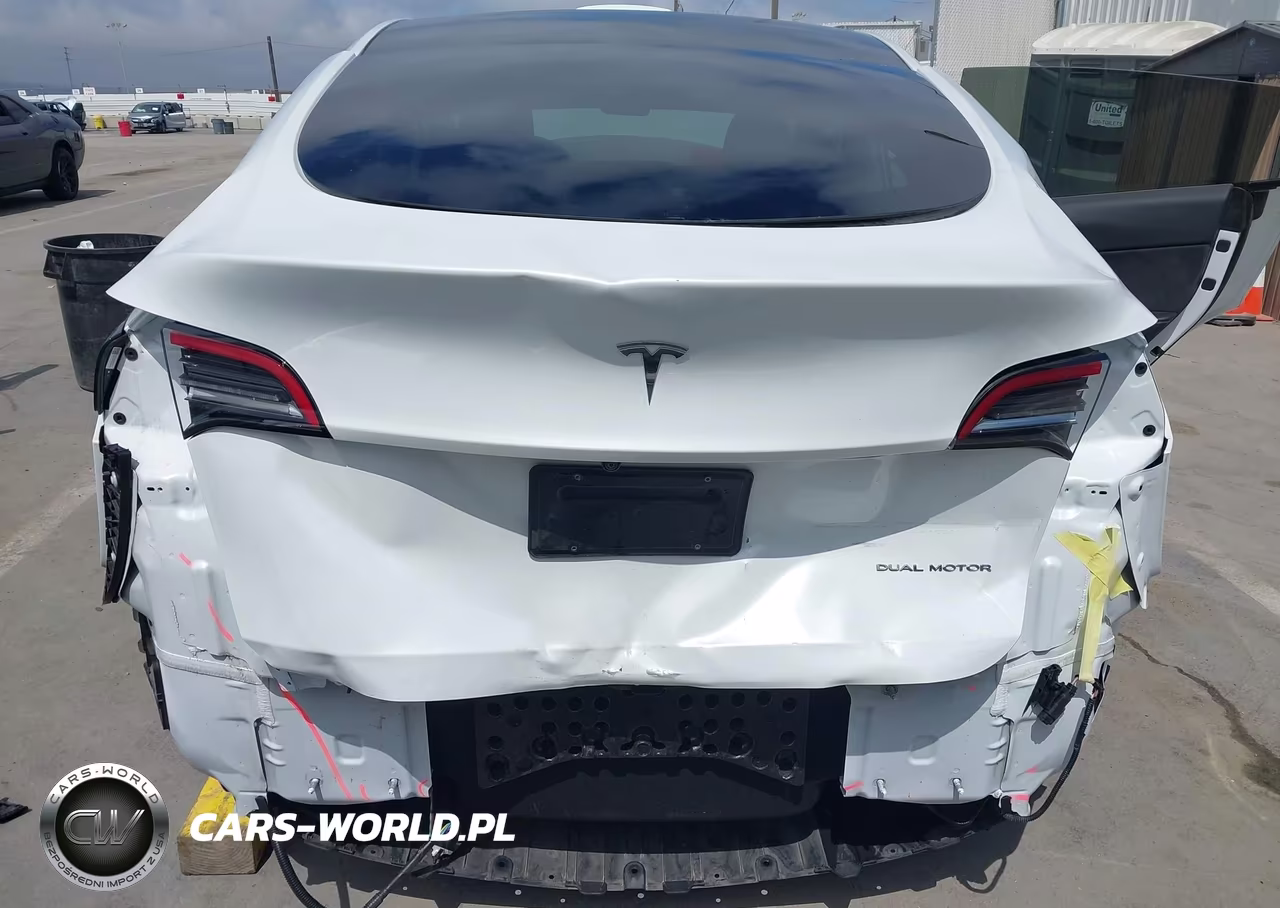 2023 Tesla Model Y Awd-Long Range Dual Motor All-Wheel Drive VIN:7SAYGDEE1PA078602 - 6