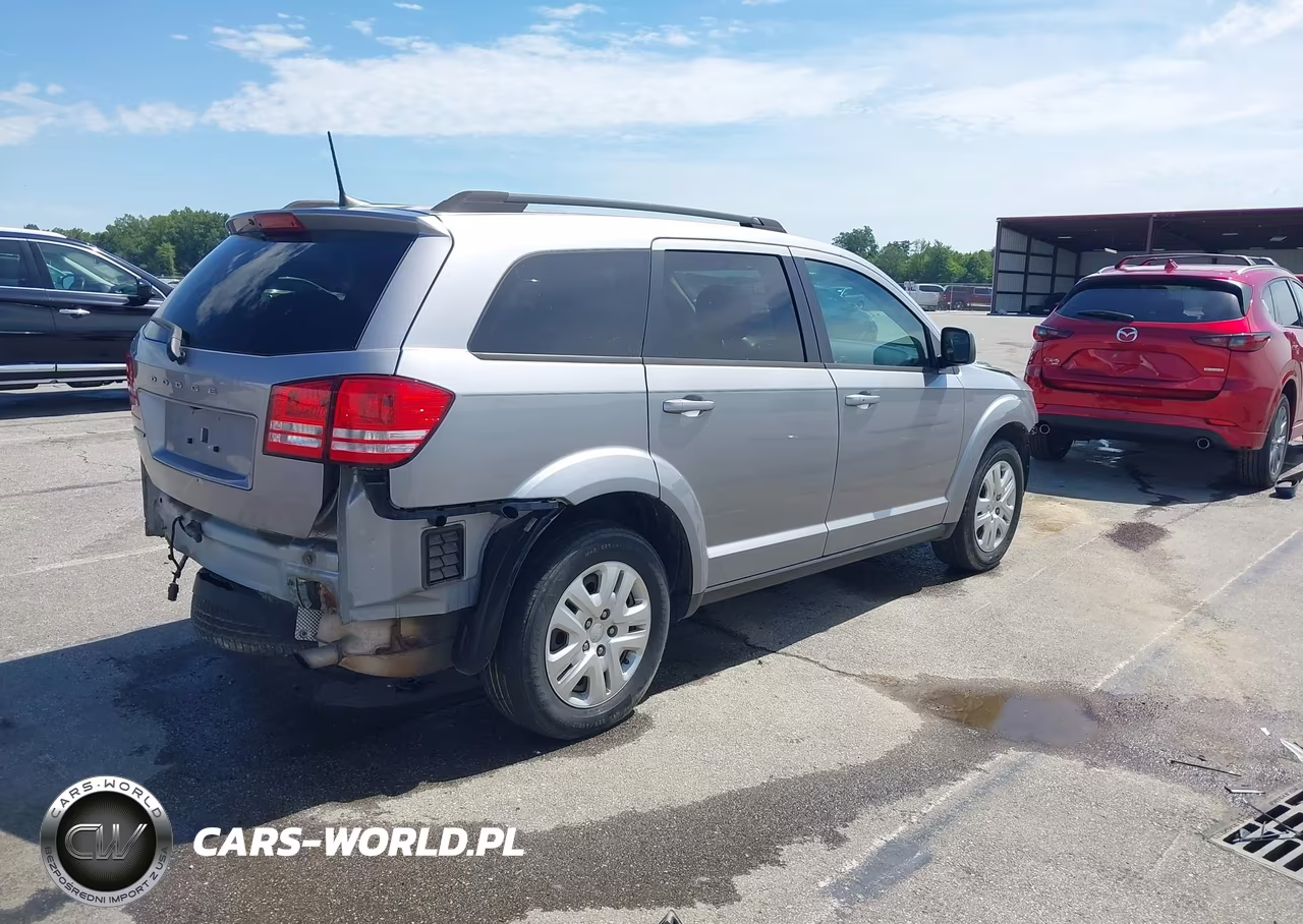 2018 Dodge Journey Se VIN:3C4PDCAB9JT530069 - 4