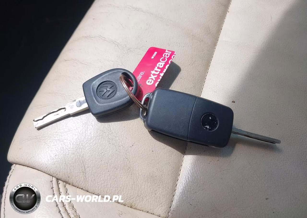 2012 Volkswagen Tiguan Sel VIN:WVGAV7AX2CW557810 - 11