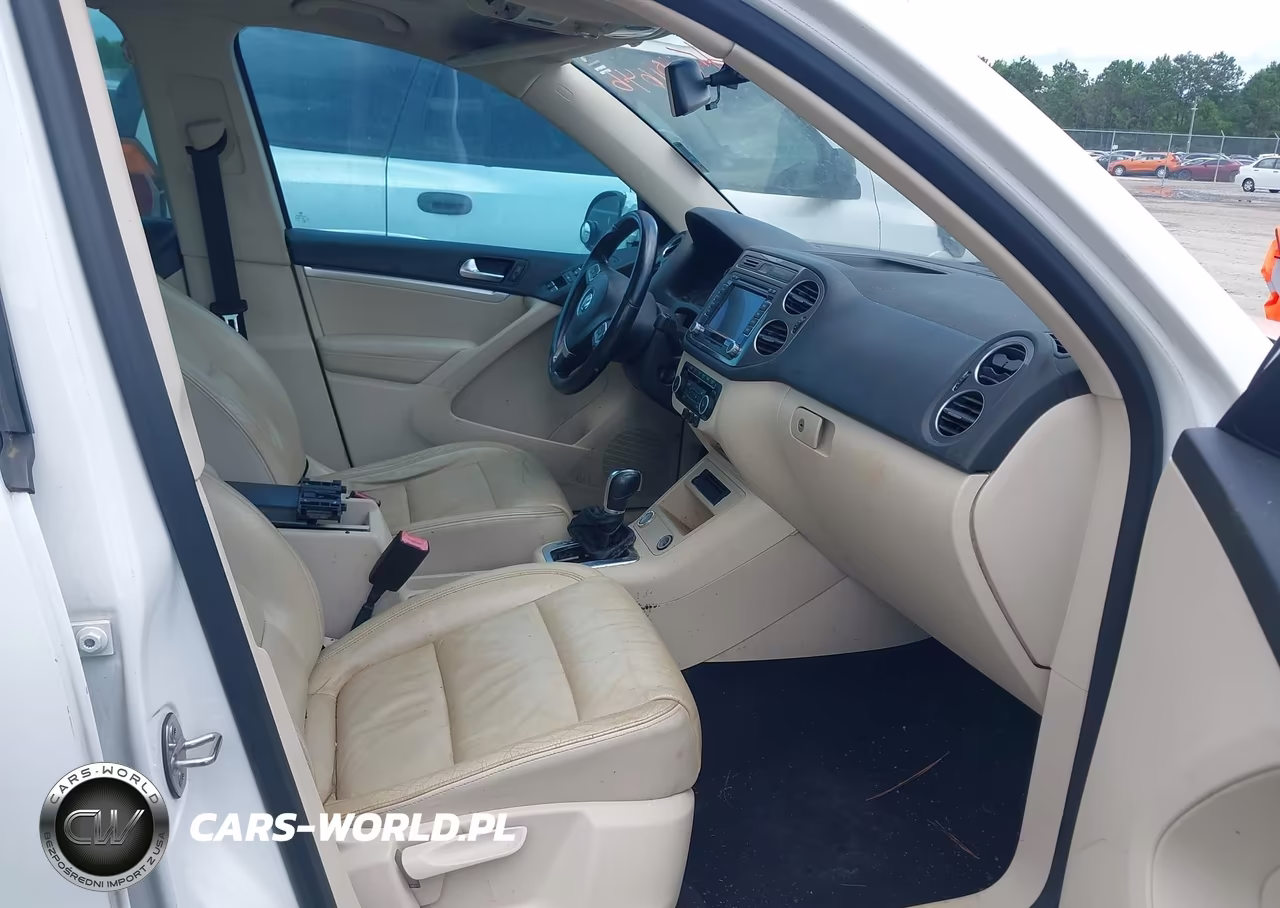 2012 Volkswagen Tiguan Sel VIN:WVGAV7AX2CW557810 - 5