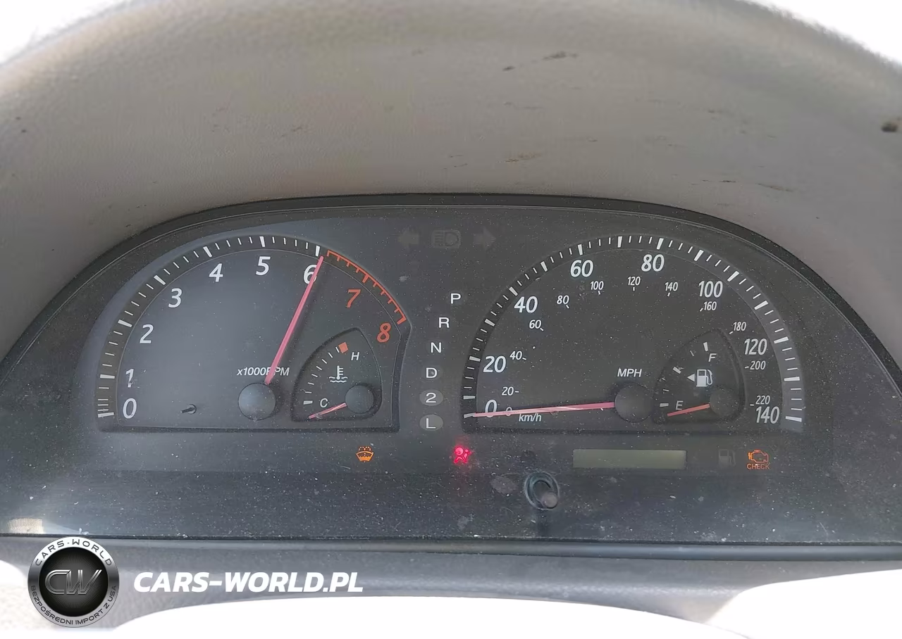2002 Toyota Camry Le VIN:JTDBE32KX20099570 - 7