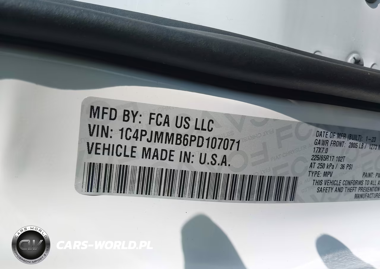 2023 Jeep Cherokee Altitude Lux 4X4 VIN:1C4PJMMB6PD107071 - 9
