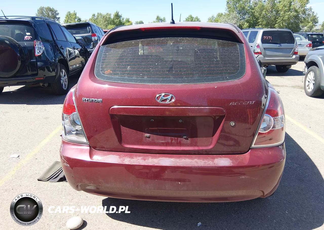 2007 Hyundai Accent Gs VIN:KMHCM36C77U027067 - 17