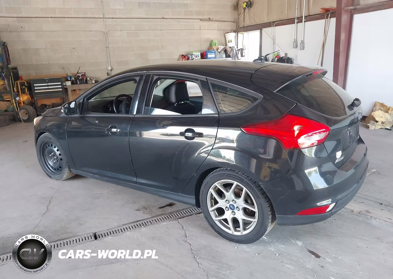 2015 Ford Focus Se VIN:1FADP3K20FL238036 - 3