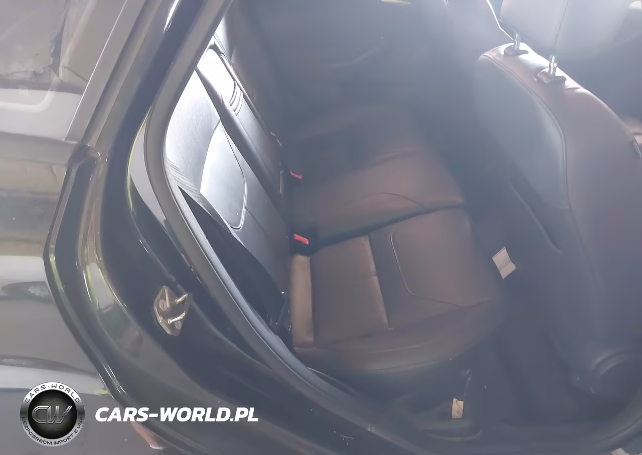 2015 Ford Focus Se VIN:1FADP3K20FL238036 - 8