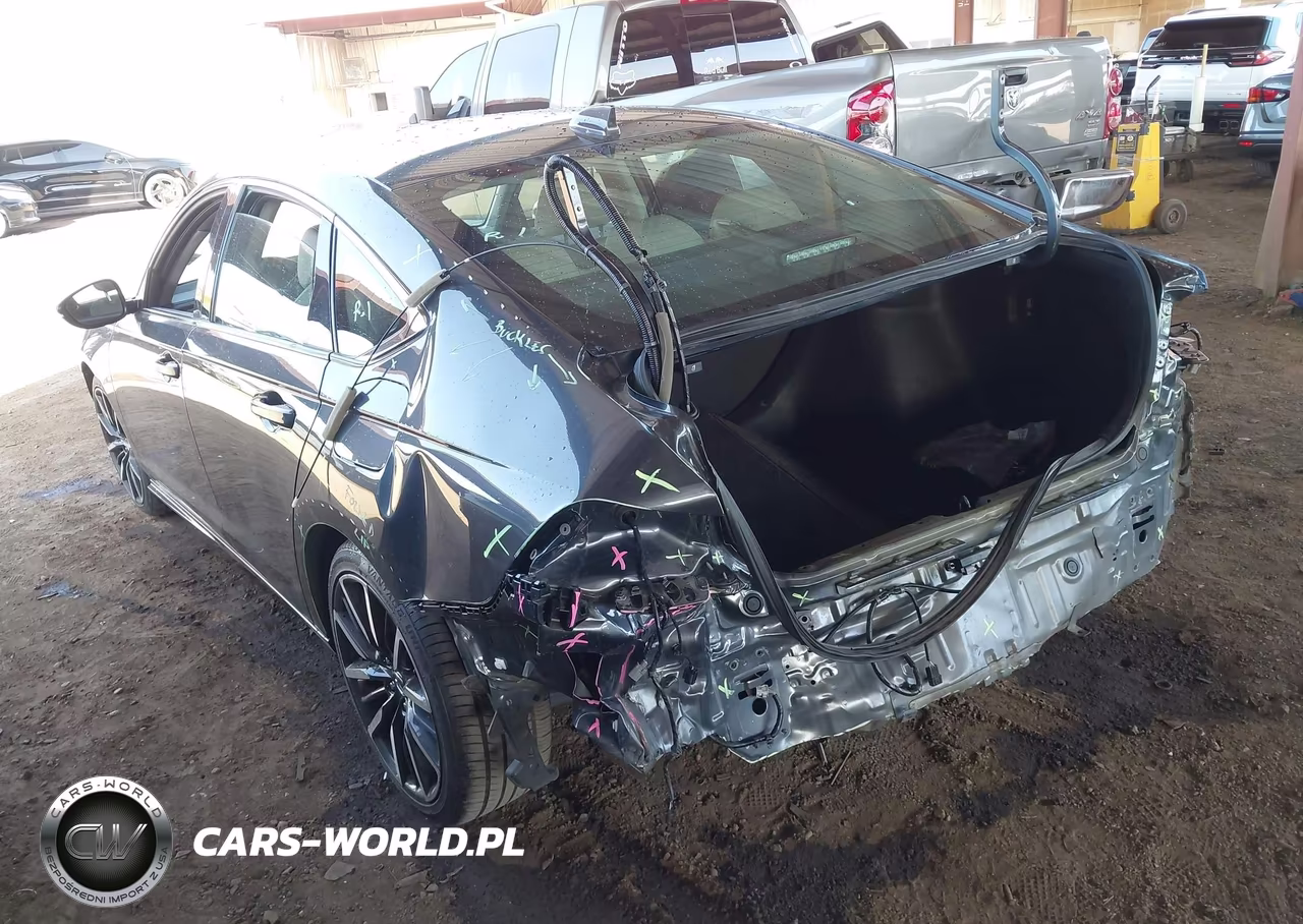 2023 Honda Accord Hybrid Touring VIN:1HGCY2F80PA067668 - 3