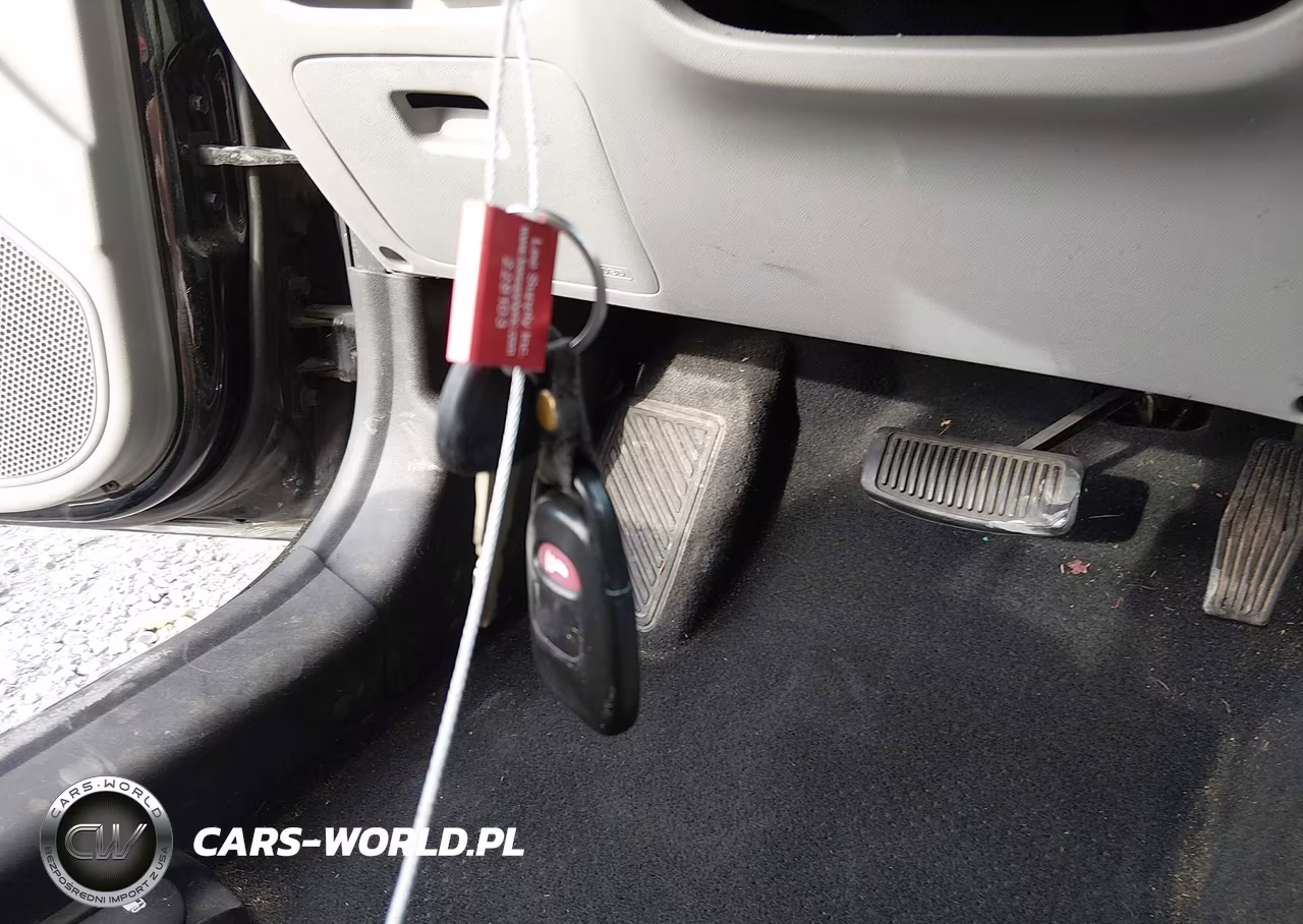 2011 Hyundai Accent Se VIN:KMHCN3AC9BU196567 - 11