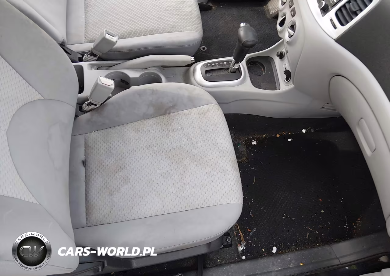 2011 Hyundai Accent Se VIN:KMHCN3AC9BU196567 - 5