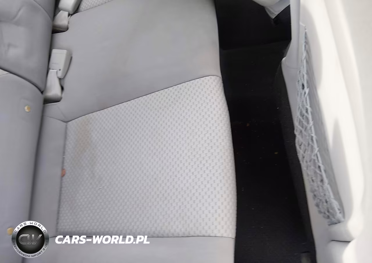 2011 Hyundai Accent Se VIN:KMHCN3AC9BU196567 - 8