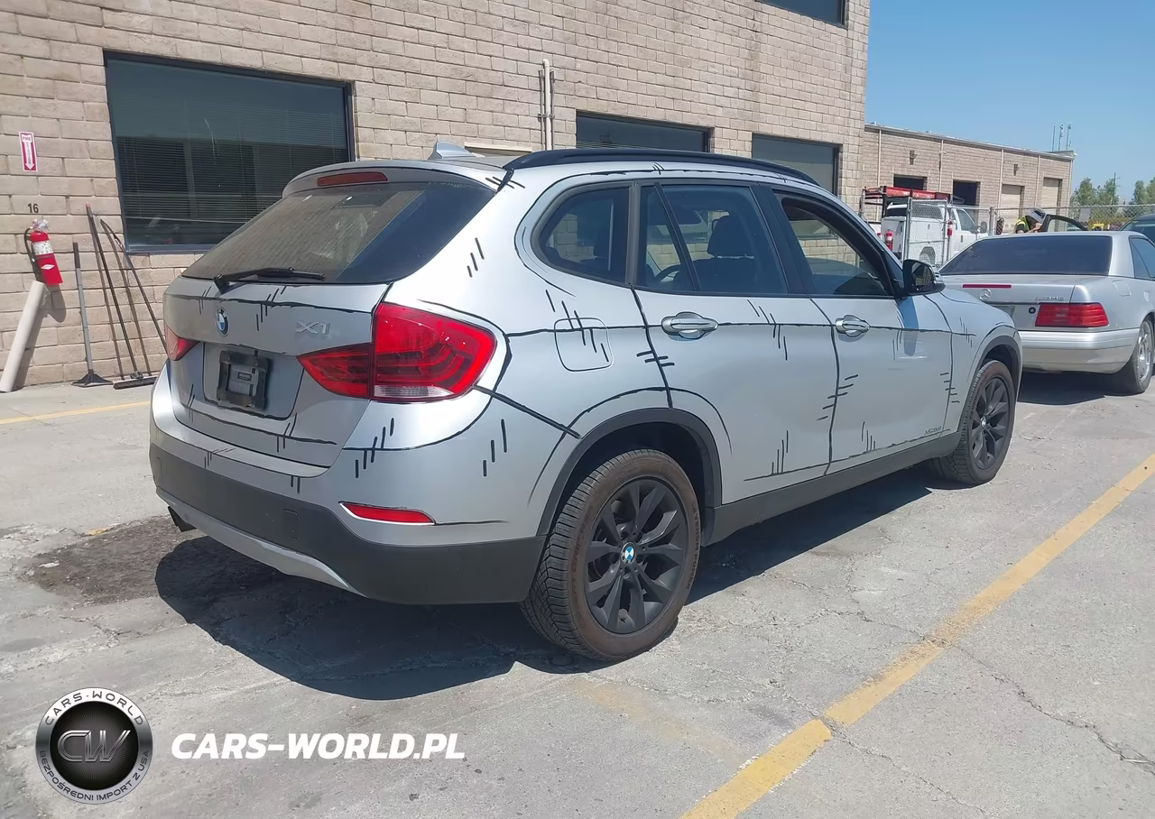 2013 BMW X1 xDrive28I VIN:WBAVL1C51DVR92083 - 4