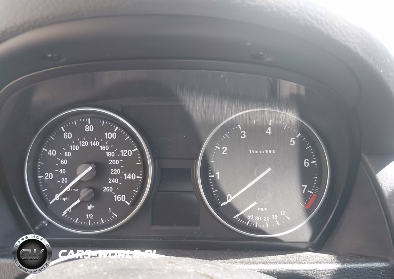 2013 BMW X1 xDrive28I VIN:WBAVL1C51DVR92083 - 7