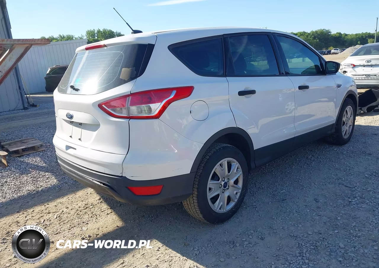 2016 Ford Escape S VIN:1FMCU0F75GUB93699 - 4