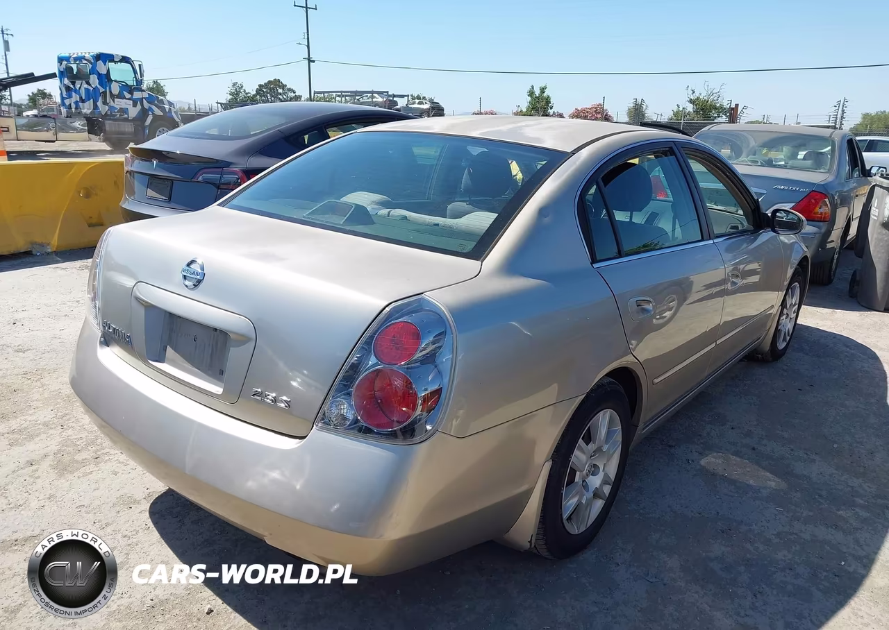 2005 Nissan Altima 2.5 S VIN:1N4AL11D65C270896 - 4