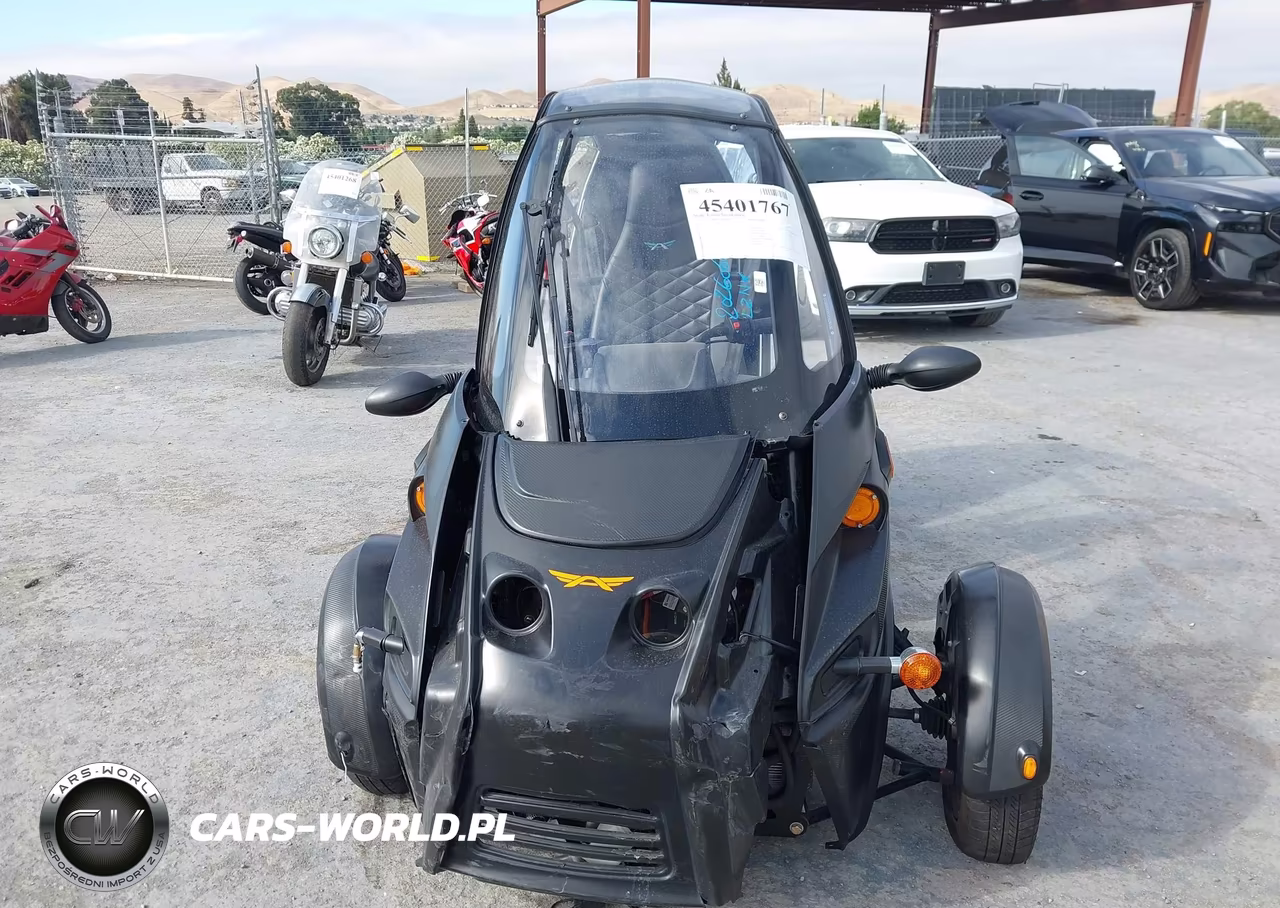 2019 Arcimoto Electric VIN:7F7ATR31XKER00052 - 5